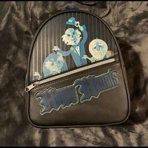 Brand new, never used Disney Parks Haunted Mansion ghosts backpack